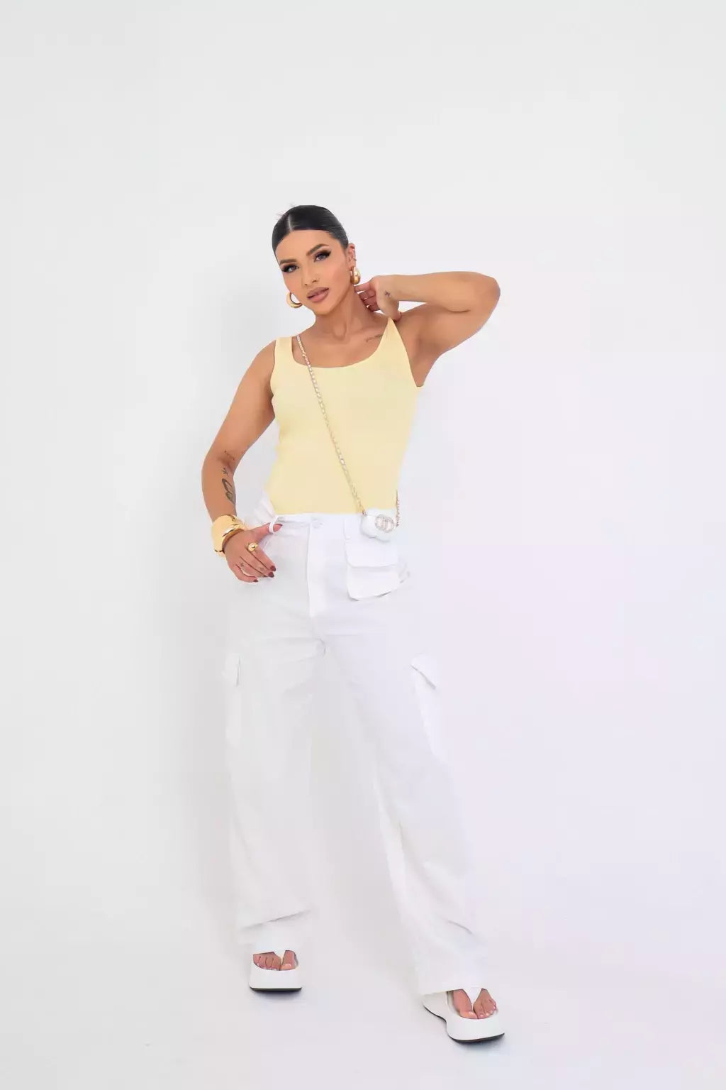 Regata essencial - Amarelo candy